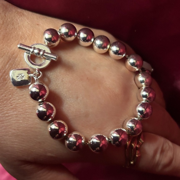 Lauren Ralph Lauren Elegant Silver Beaded bracelet with toggle clasp #7”1/2 or 8 - Picture 6 of 14